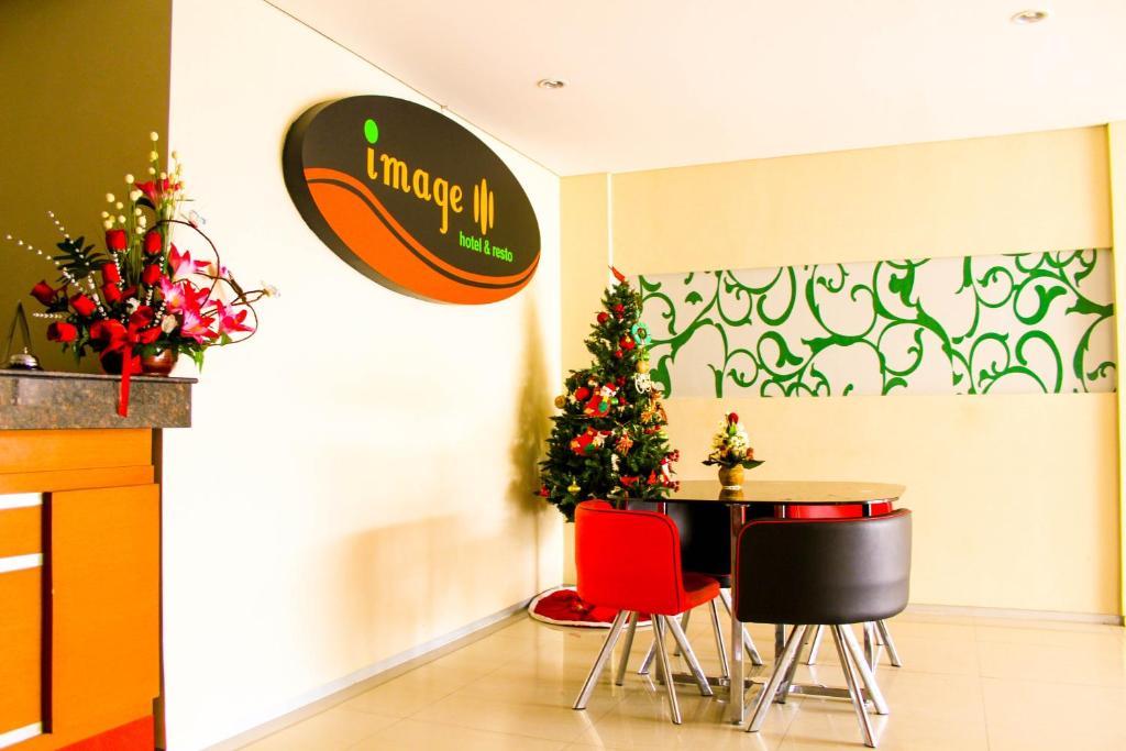 Image Hotel And Resto 반둥 외부 사진